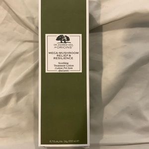 Origins Mega Mushroom Relief & Resilience